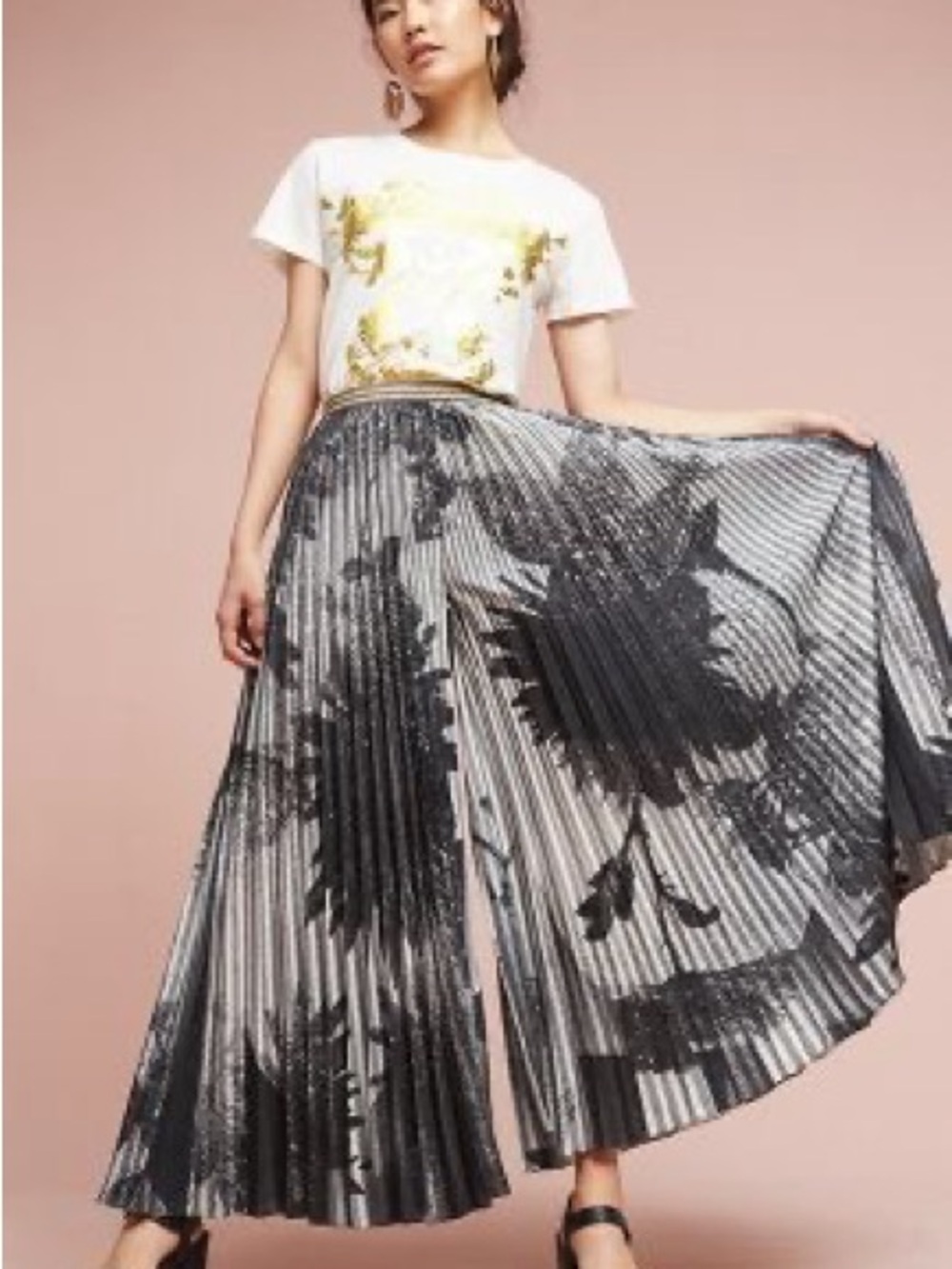 Anthropologie Black and White Pleated Wide Leg Pants by Geisha Design
